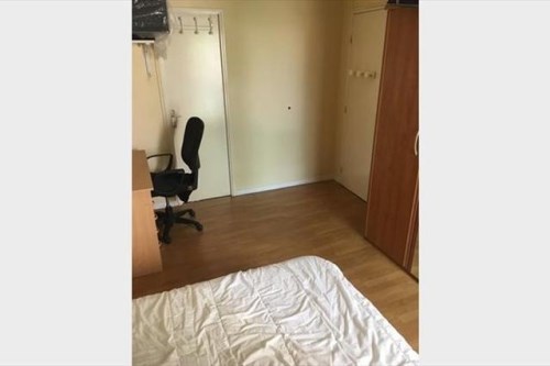 Kamer - Adamshofstraat/Rotterdam (€705.00/15.00m2)