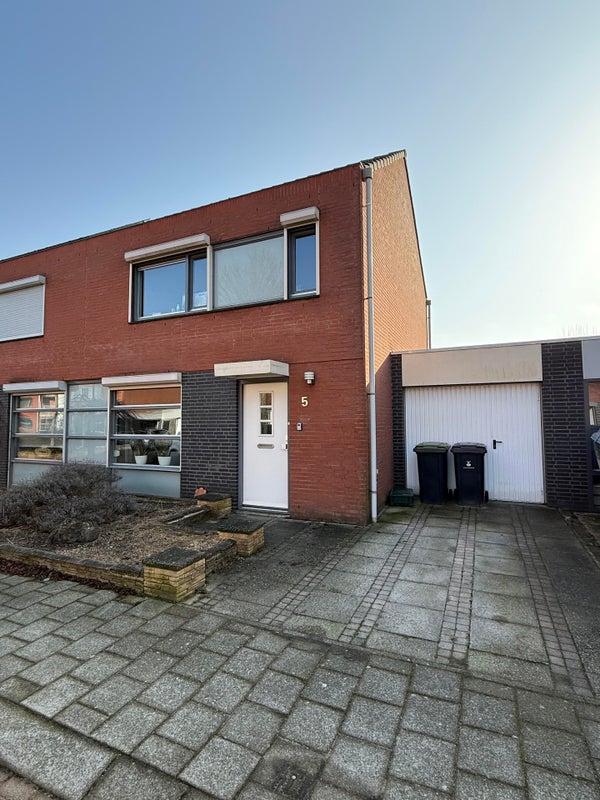 Huurwoning - Gijs van Aardennestraat/Herten (€1550.00/125.00m2)
