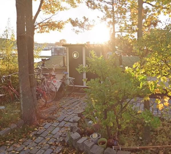 Kamer - Prins Hendrikkade/Amsterdam (€1150.00/15.00m2)