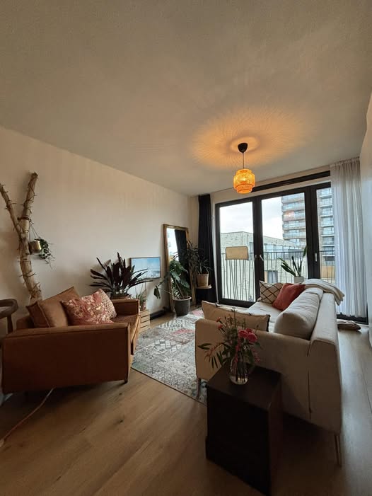 Studio - Onbekend/Amsterdam (€1000.00/37.00m2)