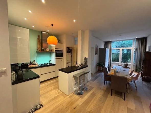 Appartement - Oosterpark/Amsterdam (€1100.00/95.00m2)