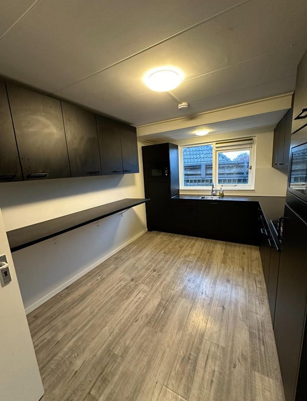 Kamer - Krabbenbosweg/Hengelo (OV) (€350.00/15.00m2)