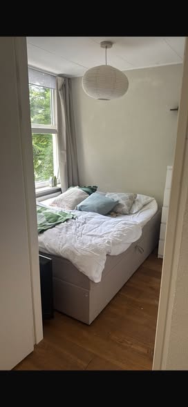 Kamer - Jan van Galenstraat/Amsterdam (€550.00/6.00m2)