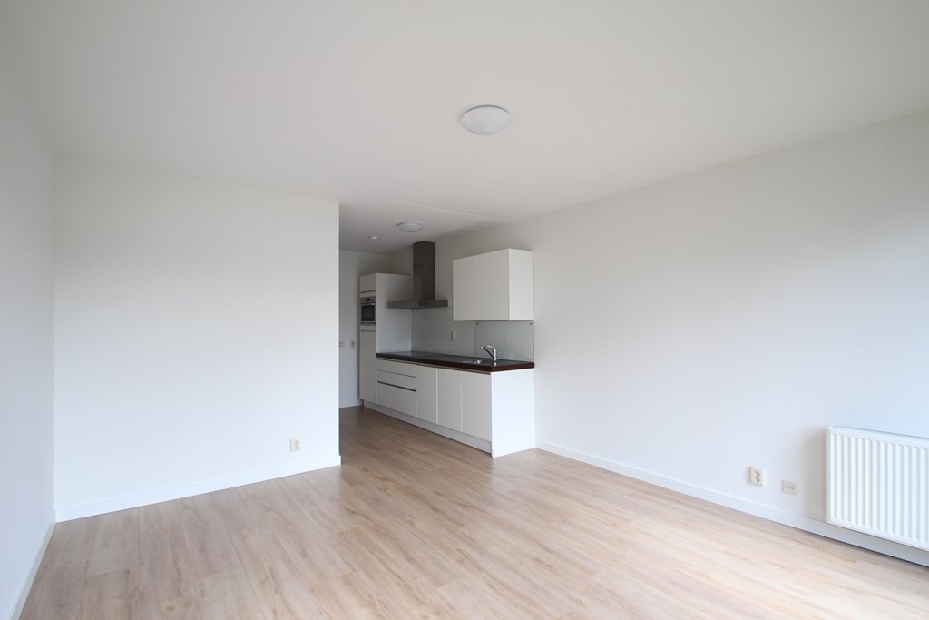 Te huur Studio Utrecht (Ina BoudierBakkerlaan €995/30m2) · kamer.nl Te huur Studio Utrecht (Ina BoudierBakkerlaan €995/30m2) · kamer.nl