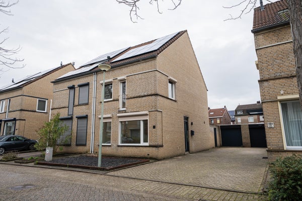 Huurwoning - Kouvenderstraat/Hoensbroek (€1895.00/125.00m2)