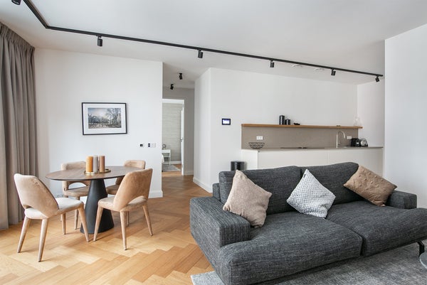 Appartement - Fokke Simonszstraat/Amsterdam (€3450.00/81.00m2)