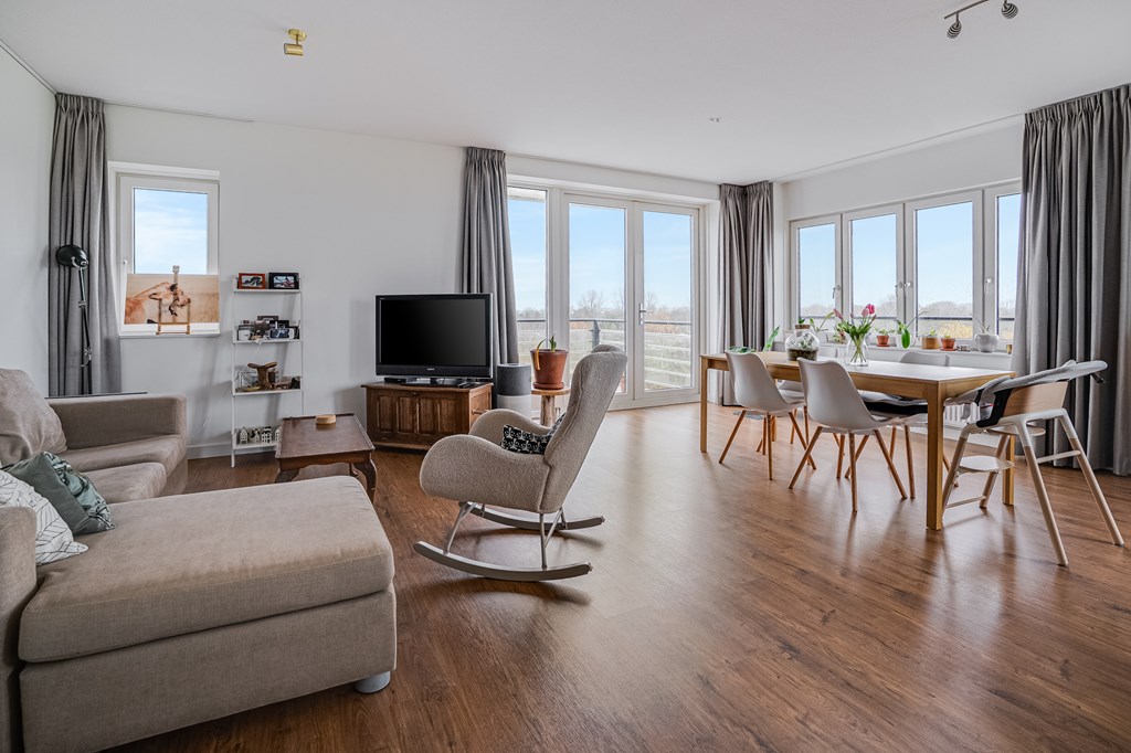 Appartement - Ferdinand Bol/Ouderkerk aan de Amstel (€2500.00/90.00m2)