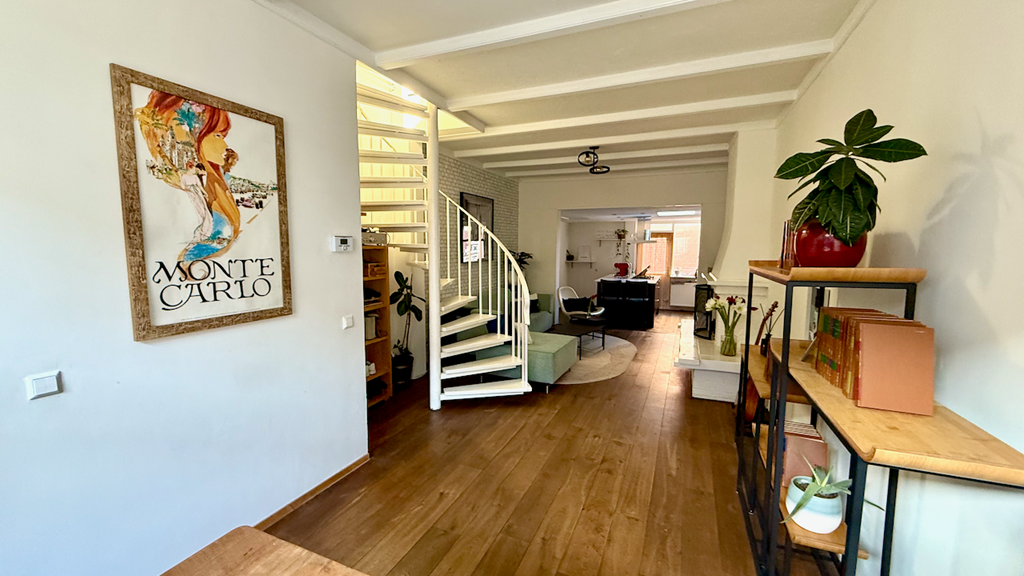 Huurwoning - Kruidentuinen/Den Haag (€2495.00/92.00m2)