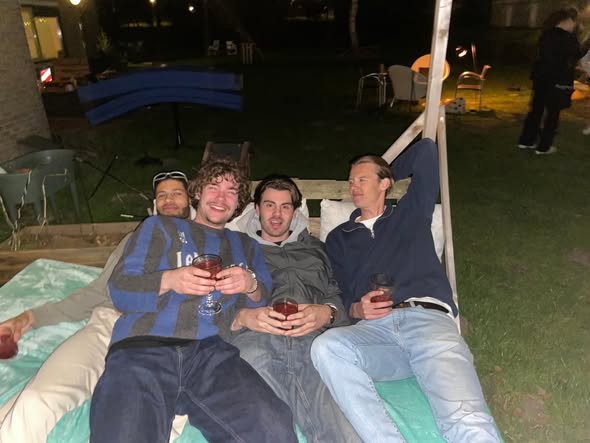 Kamer - Uilenstede 28/Amsterdam (€370.00/12.00m2)