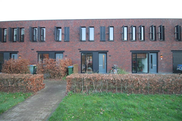 Huurwoning - Prinses van Polenstraat/Bavel (Gem. Breda) (€2400.00/85.00m2)