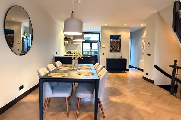 Appartement - Hooikade/Den Haag (€3100.00/109.00m2)