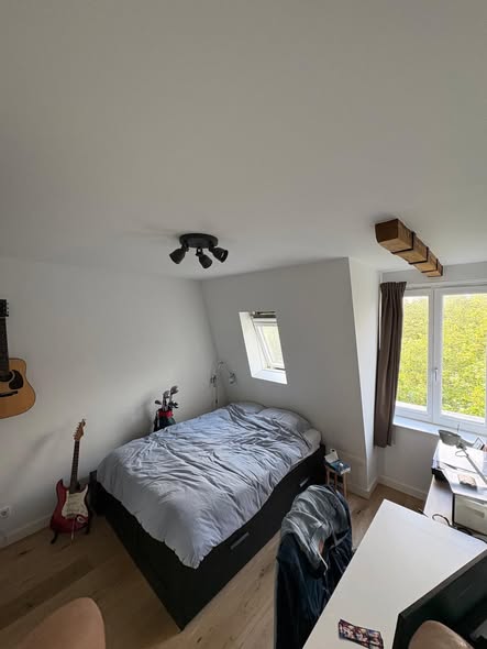 Kamer - Pijp/Amsterdam (€1100.00/12.00m2)