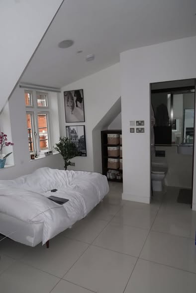 Studio - Tilanusstraat/Amsterdam (€710.00/28.00m2)