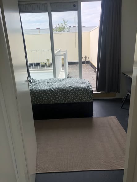 Studio - Zeeburg/Amsterdam (€975.00/25.00m2)