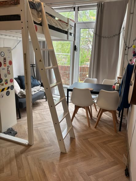 Kamer - Professorenbuurt/Groningen (€400.00/12.00m2)