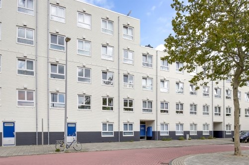 Kamer - Daniël Defoelaan/Amsterdam (€990.00/35.00m2)