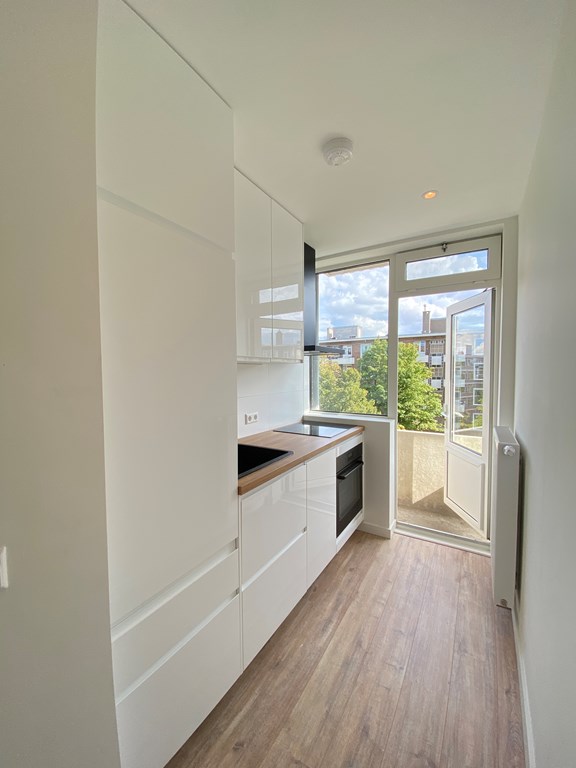 Appartement - Admiraal de Ruyterweg/Rotterdam (€1850.00/64.00m2)