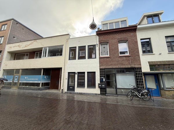 Appartement - Steenweg/Sittard (€1190.00/46.00m2)
