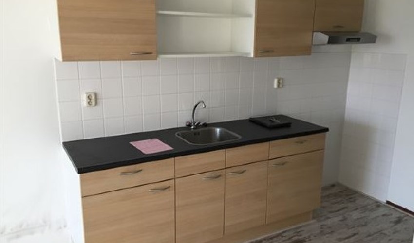 Kamer - Ferdinand Bolstraat/Amsterdam (€870.00/24.00m2)