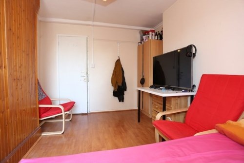 Kamer - Cornelis Houtmanstraat/Den Haag (€680.00/26.00m2)