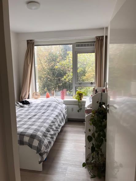 Appartement - Rembrandtpark/Amsterdam (€750.00/100.00m2)