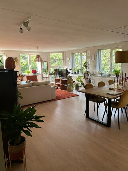 Kamer - Onbekend/Diemen (€1080.00/143.00m2)