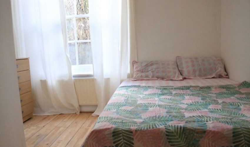 Kamer - Avogadrostraat/Amsterdam (€830.00/25.00m2)