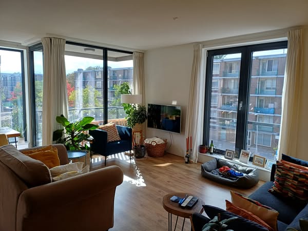 Appartement - Maassluisstraat/Amsterdam (€1015.00/10.00m2)