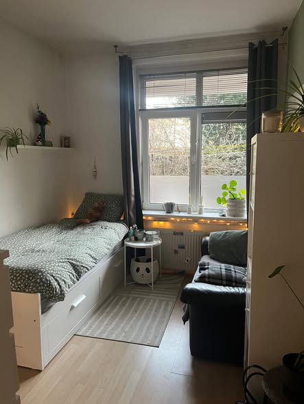 Kamer - Gorechtkade/Groningen (€415.00/12.00m2)