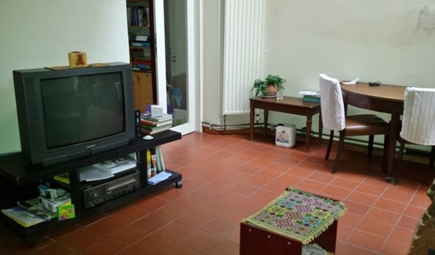 Kamer - Vinkensteynstraat/Den Haag (€420.00/14.00m2)