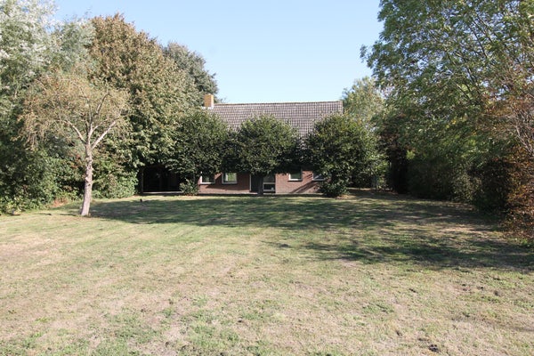 Huurwoning - Oude Dijk/Hoeven (€1850.00/168.00m2)