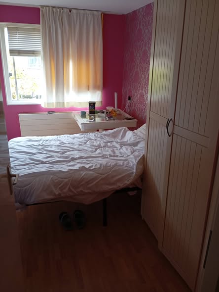 Kamer - New Sloten/Amsterdam (€1150.00/15.00m2)