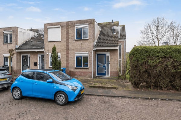 Huurwoning - Pastoriestraat/Pernis Rotterdam (€3500.00/120.00m2)