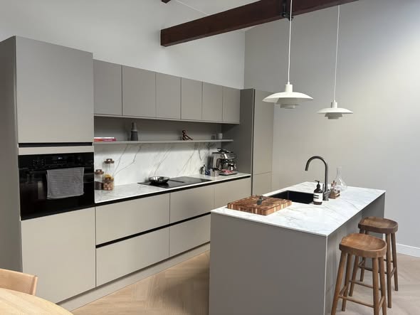 Kamer - Onbekend/Amsterdam (€1750.00/16.00m2)