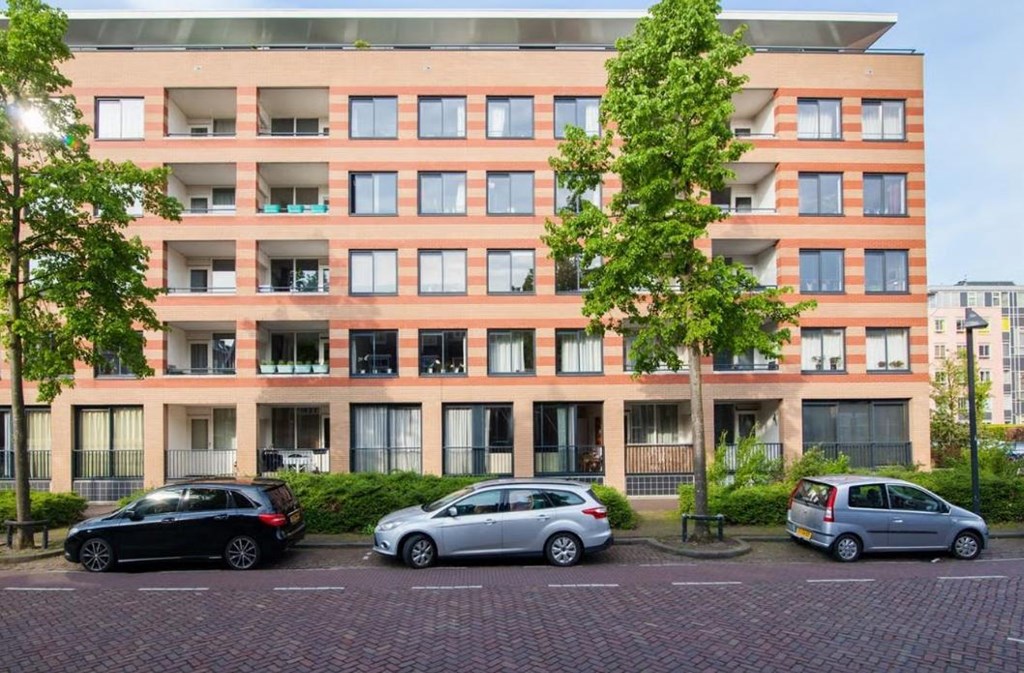 Appartement - Arthur van Schendelstraat/Utrecht (€1950.00/76.00m2)