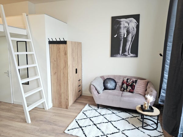 Appartement - Kanaalstraat/Utrecht (€1495.00/23.00m2)