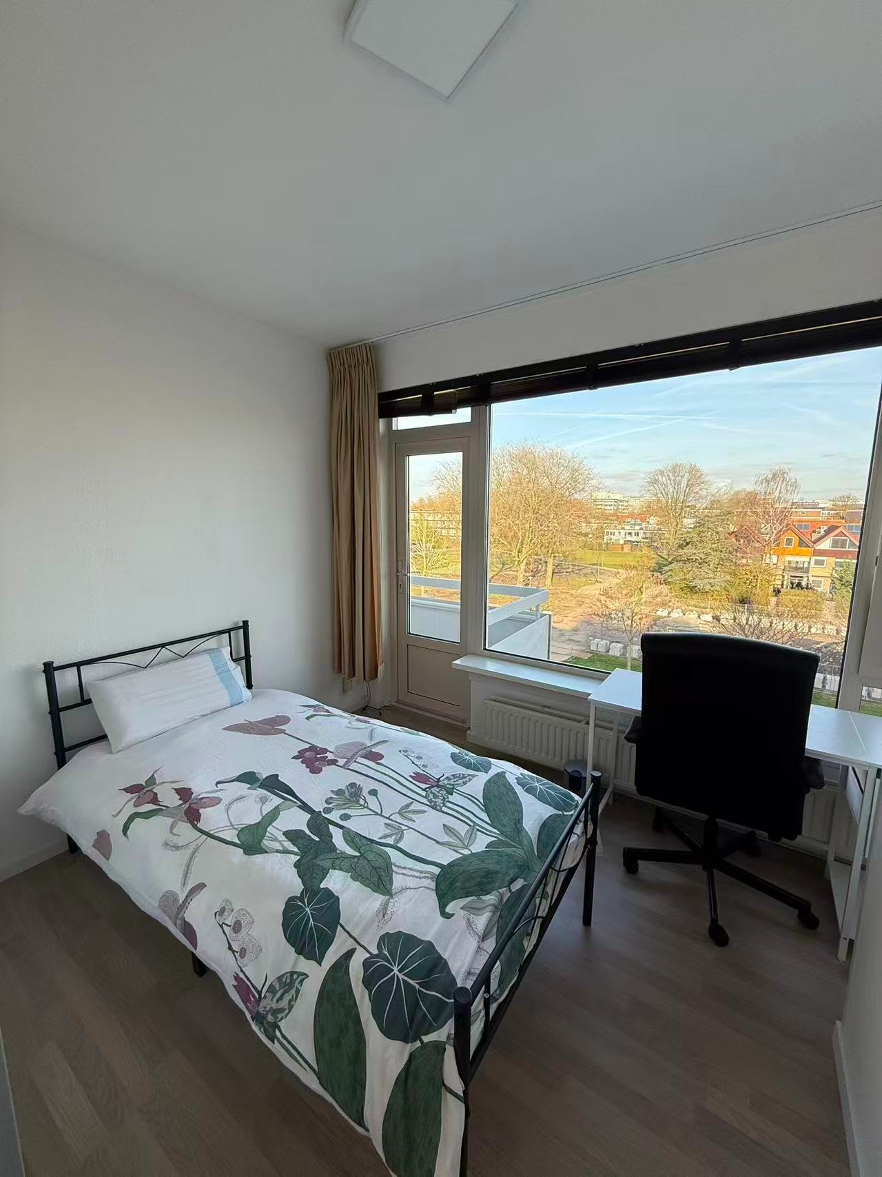 Huurwoning - Socratesstraat/Rotterdam (€800.00/11.29m2)