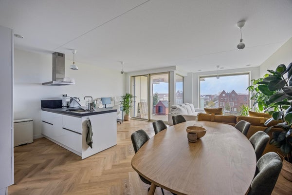 Appartement - Madridstraat/Utrecht (€2725.00/91.00m2)