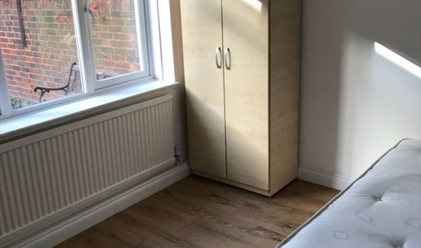 Kamer - Veerlaan/Rotterdam (€480.00/16.00m2)