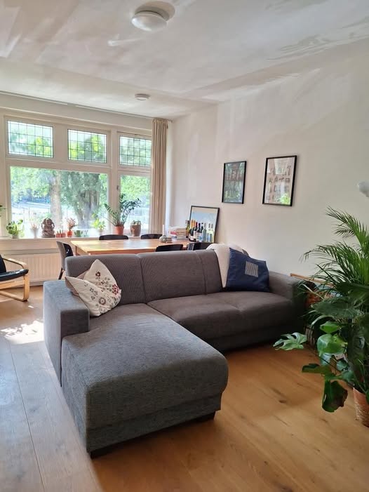 Kamer - Rivierenbuurt/Amsterdam (€1100.00/18.00m2)