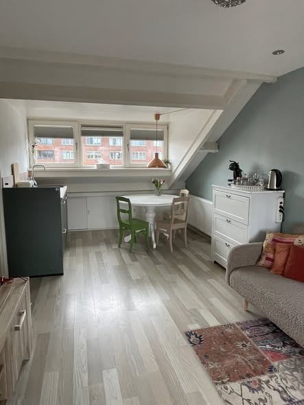 Studio - Onbekend/Amsterdam (€1100.00/35.00m2)