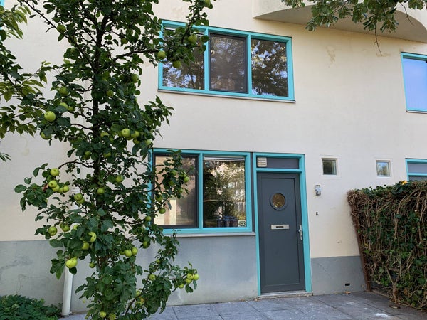 Appartement - Aartsbisschop Romerostraat/Utrecht (€2450.00/95.00m2)