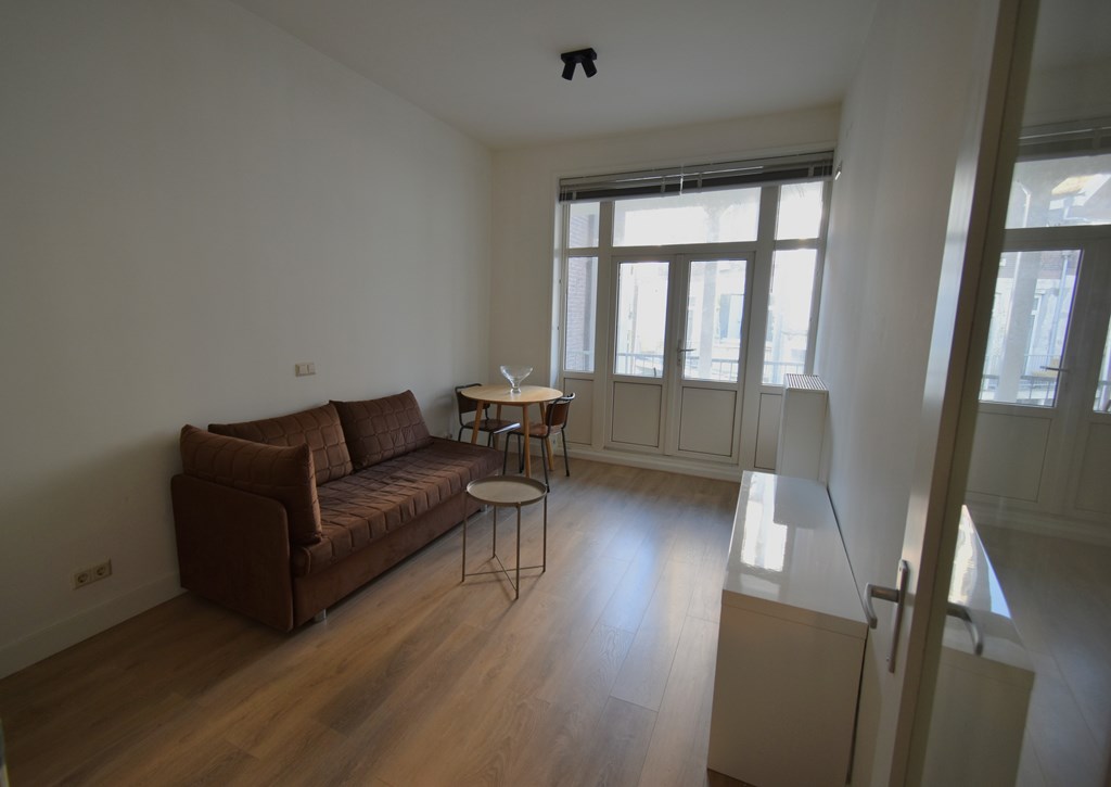 Appartement - West-Kruiskade/Rotterdam (€973.62/27.00m2)
