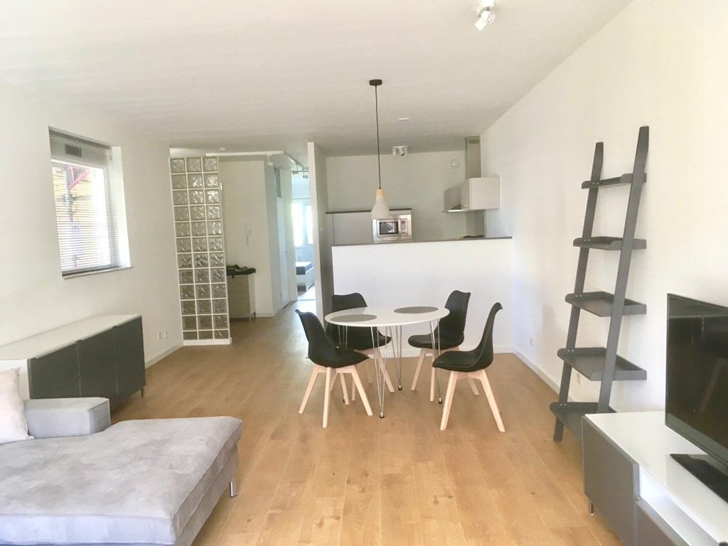 Appartement - Burgemeester Patijnlaan/Den Haag (€2395.00/80.00m2)