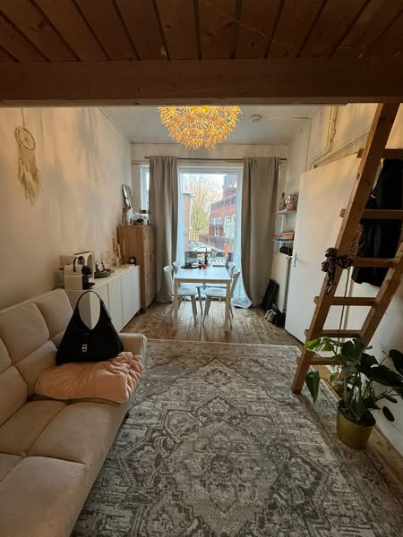 Kamer - Paterswoldseweg 178a/Groningen (€470.00/14.00m2)