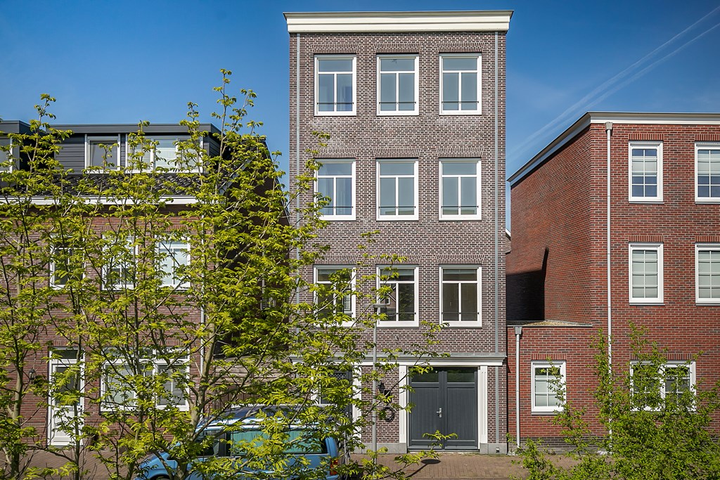 Huurwoning - Zeussingel/Almere (€2900.00/186.00m2)