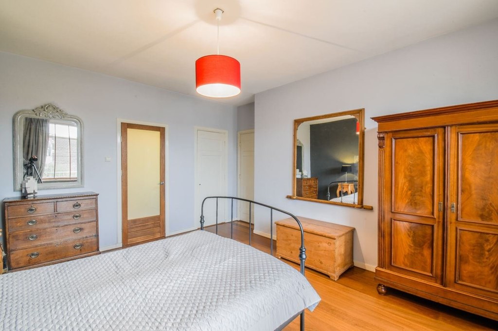 For rent Apartment Den Haag (Willem De Zwijgerlaan €1895/120m2