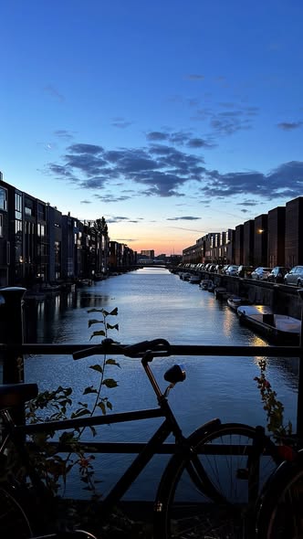 Kamer - Borneo-eiland/Amsterdam (€1290.00/92.00m2)