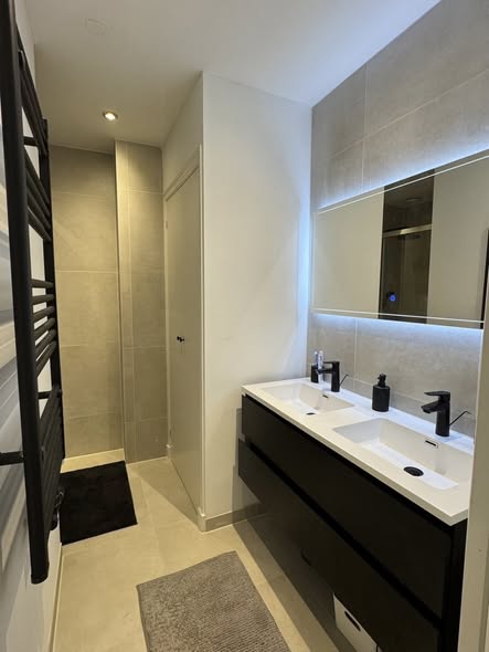 Kamer - Onbekend/Amsterdam (€1550.00/51.00m2)