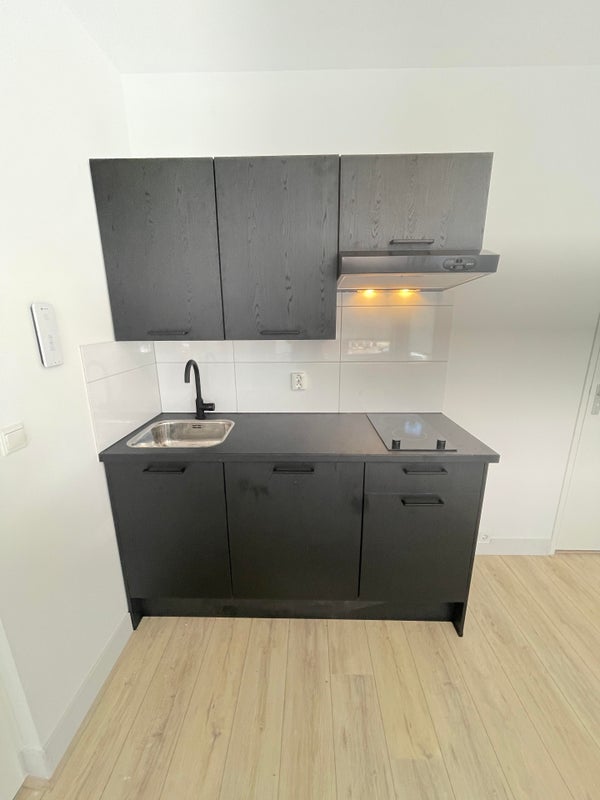 Appartement - Johan van Reesstraat/Enschede (€800.00/25.00m2)